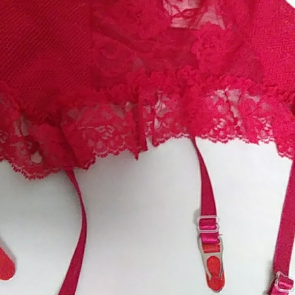 Lingerie - Picture 4 of 4